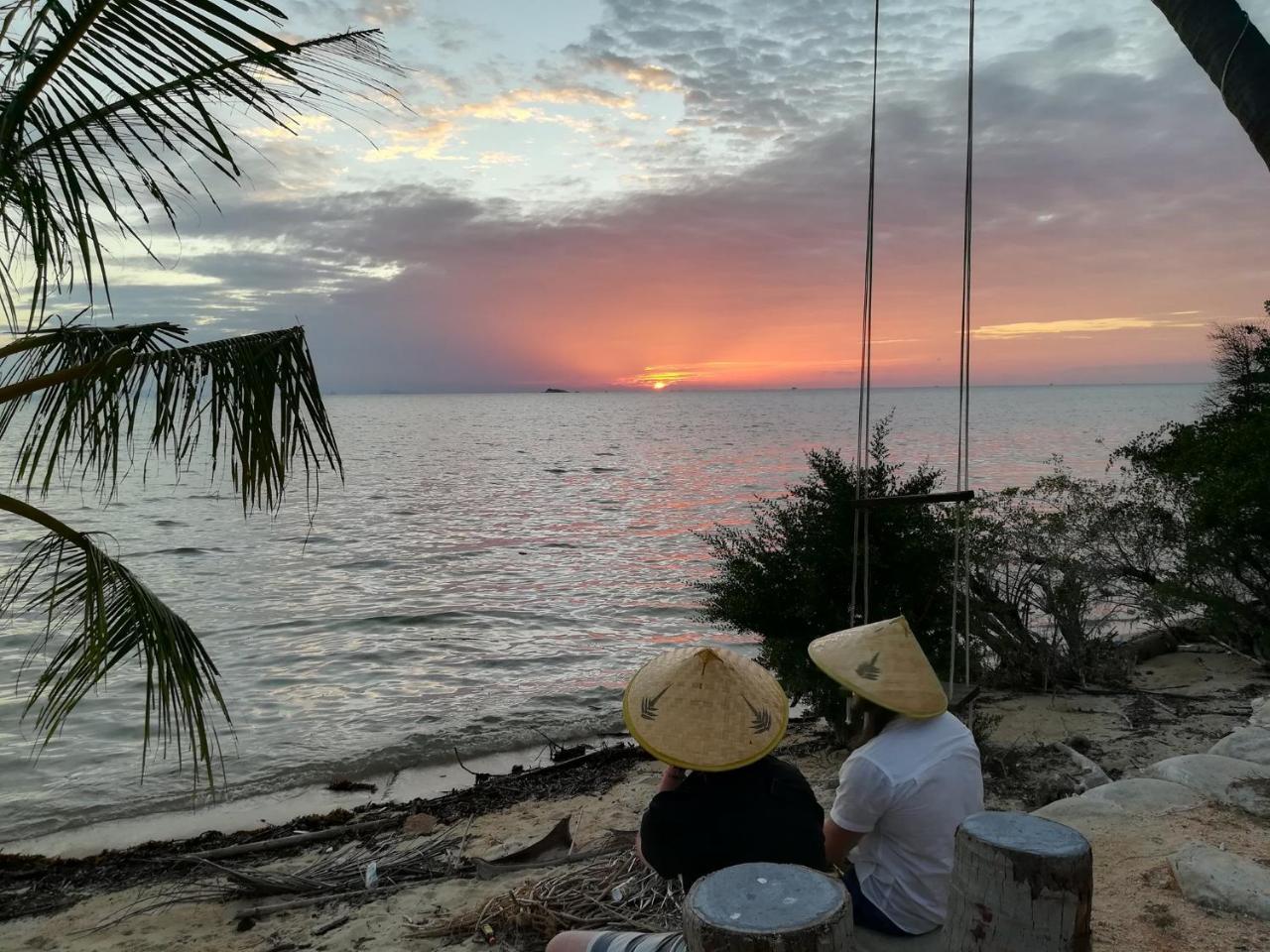 The Ford Sunset Beach Resort Wok Tum Exterior photo